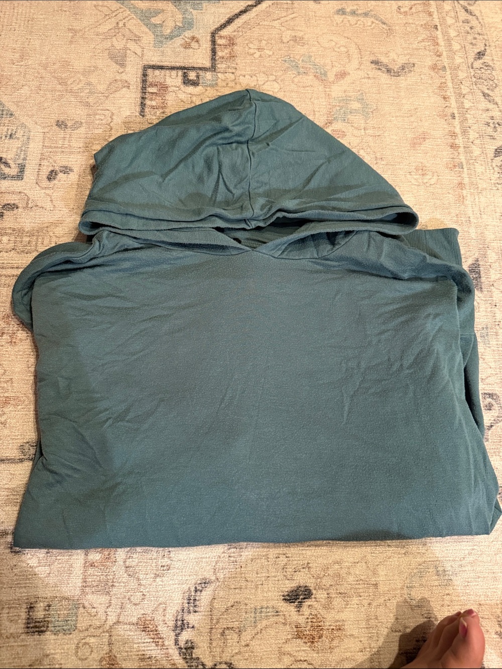 Beyond Yoga muted olive pullover hoodie
